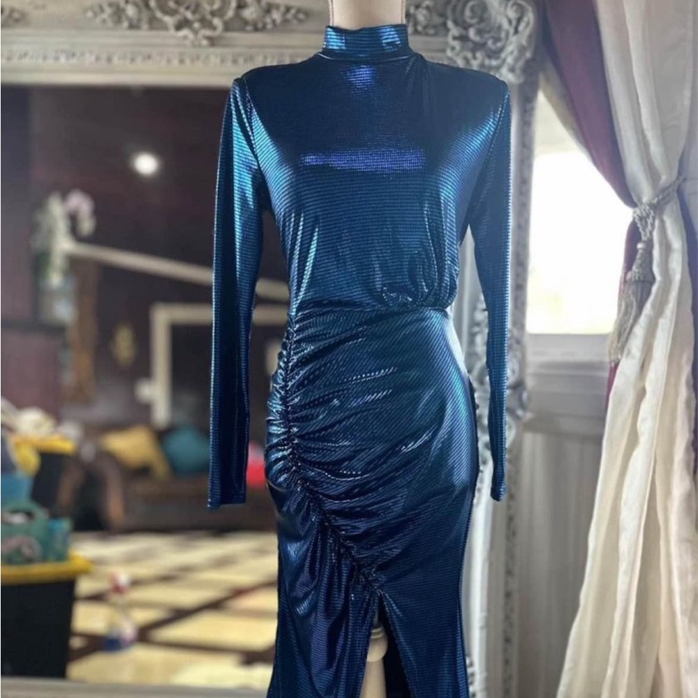 Blue Metallic 80’s Long Sleeve floor length dress (M/L)